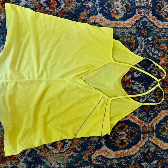 Running top - Picture 2 of 3